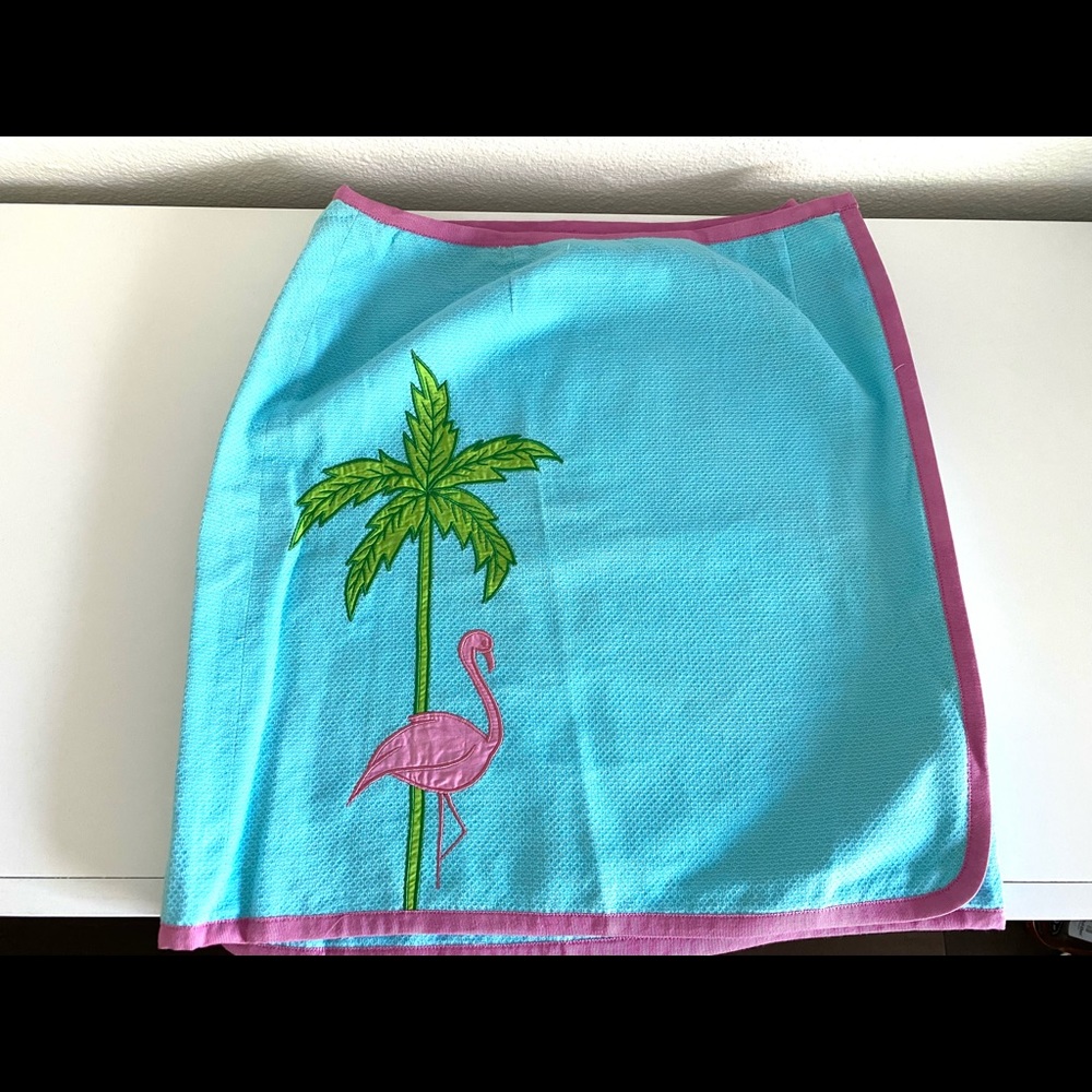 Lilly Pulitzer flamingo & postcards reverse wrap